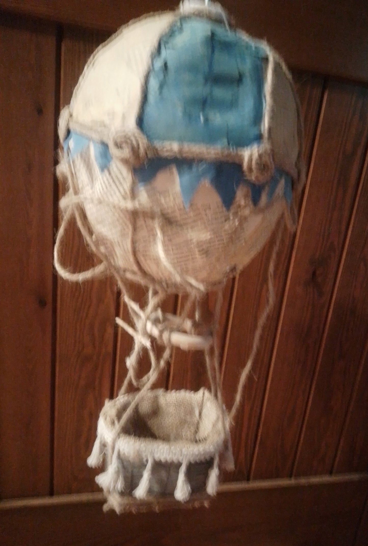 Globo Aerostático Artesanal - Decoración Macramé y Madera